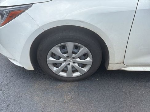Used 2023 Toyota Corolla LE FWD image 7