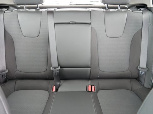 Used 2020 Buick Encore GX Select image 13