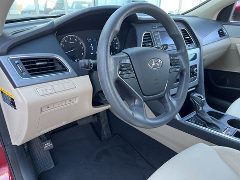 Used 2015 Hyundai Sonata SE w/ Option Group 09 image 2