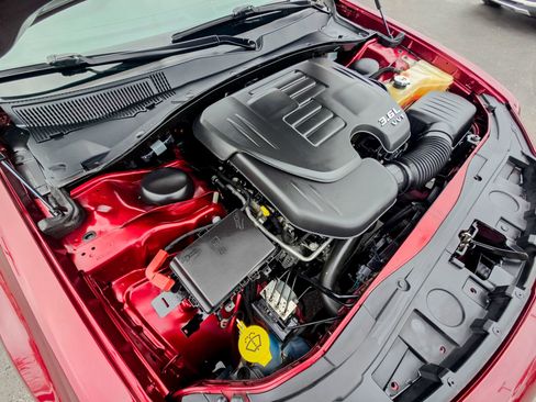 Used 2018 Chrysler 300 Touring image 43