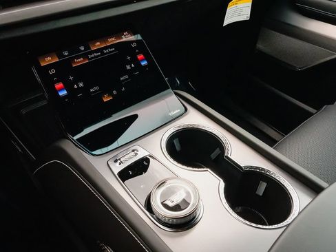 New 2026 Cadillac Vistiq Luxury w/ LPO, Premium Carpet Package image 16