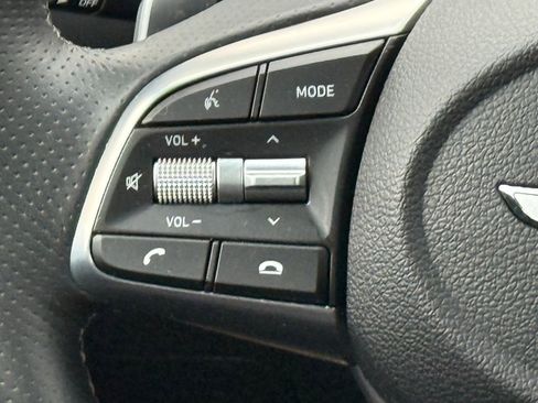 Used 2019 Genesis G70 3.3T Advanced w/ Sport Package image 30