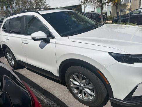 Used 2025 Honda CR-V EX-L image 3