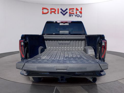 New 2026 GMC Sierra 2500 AT4 w/ AT4 Premium Plus Package image 5