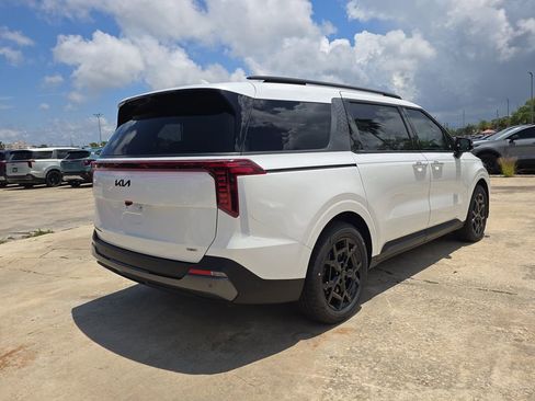 New 2026 Kia Carnival SX Prestige FWD image 8