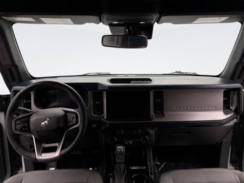 Used 2023 Ford Bronco Outer Banks image 14