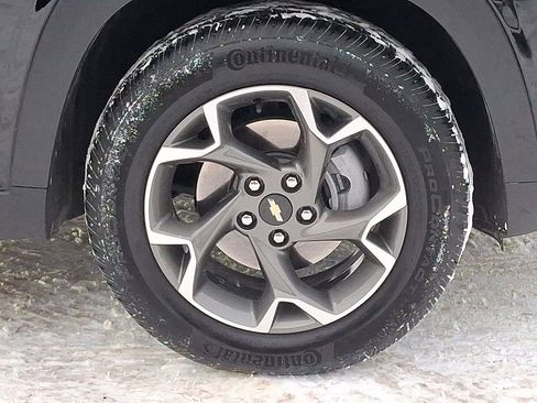 Used 2024 Chevrolet Trax LT w/ Driver Confidence Package image 33