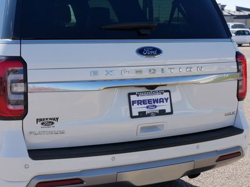 Used 2022 Ford Expedition Max Platinum AWD/4WD image 13