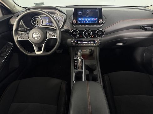 Used 2025 Nissan Sentra SR w/ Midnight Edition FWD image 12