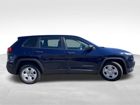 Used 2014 Jeep Cherokee Sport FWD image 6