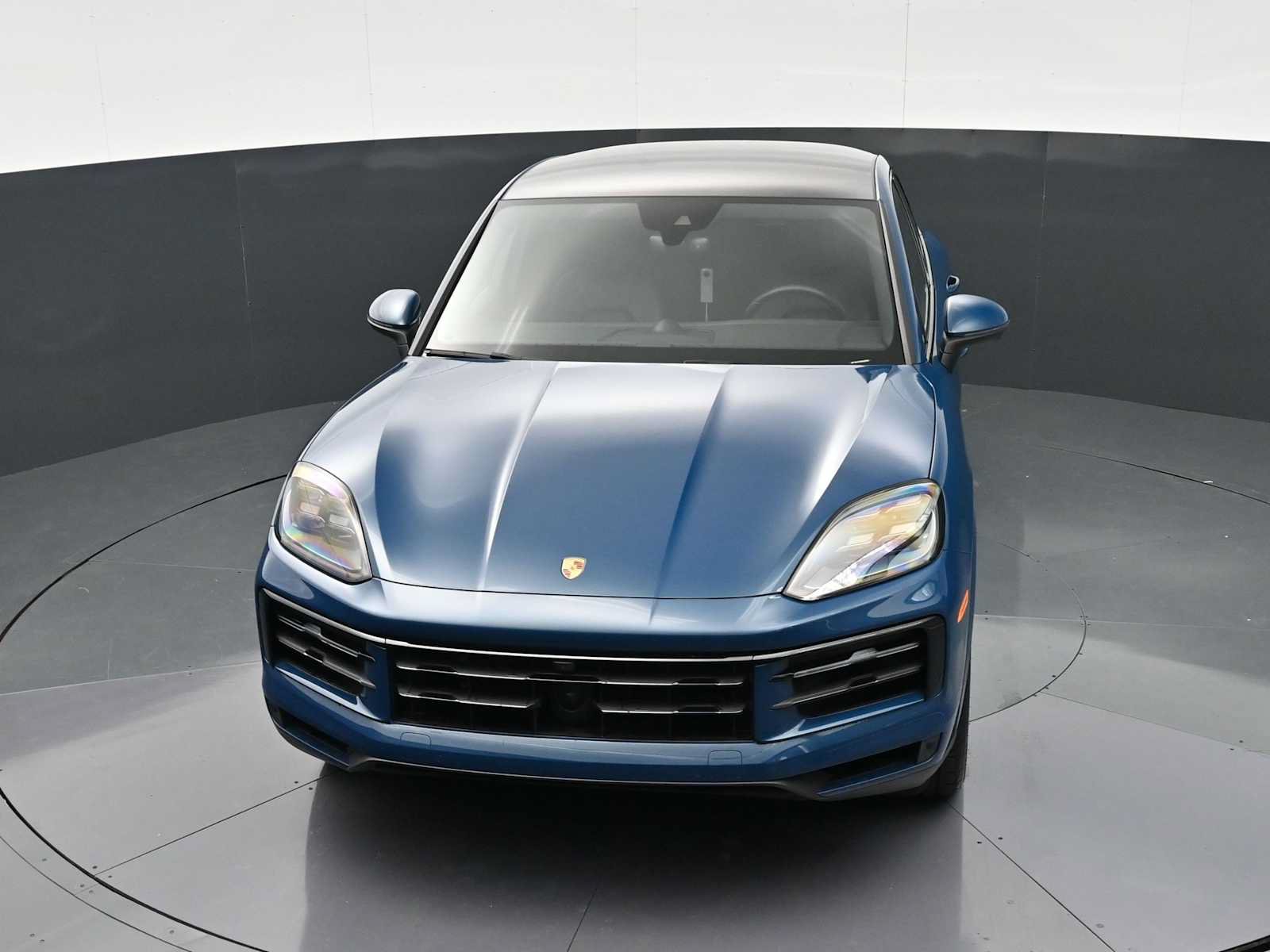Certified 2025 Porsche Cayenne Coupe AWD/4WD image 37