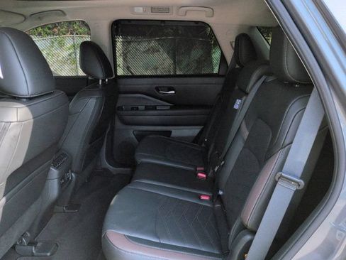 Used 2025 Nissan Pathfinder Platinum w/ Cargo Package FWD image 13