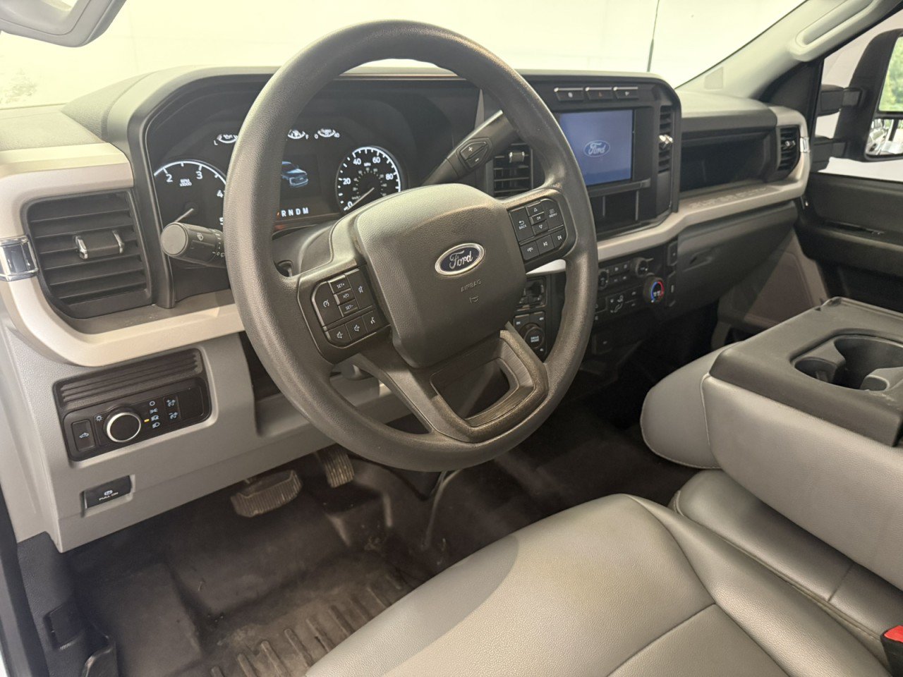 Used 2024 Ford F250 XL AWD/4WD image 15