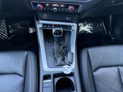 Used 2021 Audi Q3 2.0T Premium Plus w/ Premium Plus Package AWD/4WD image 26