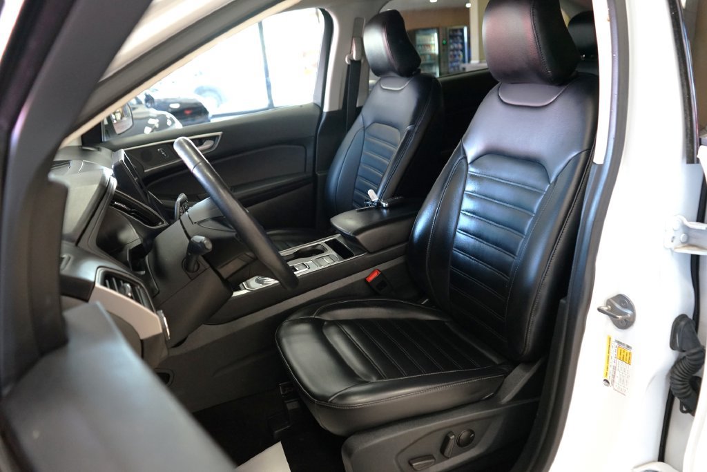 Used 2024 Ford Edge SEL AWD/4WD image 2