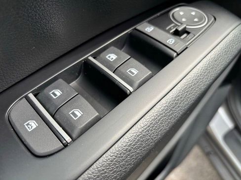 Used 2023 Kia Soul LX FWD image 21