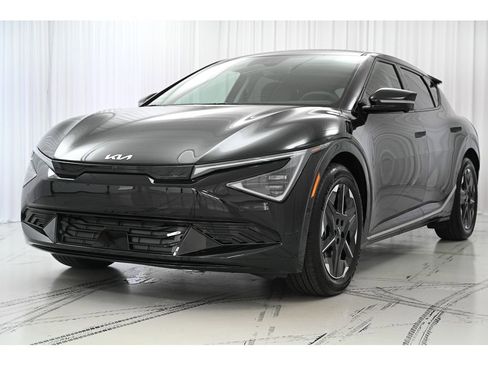 New 2025 Kia EV6 Wind image 4