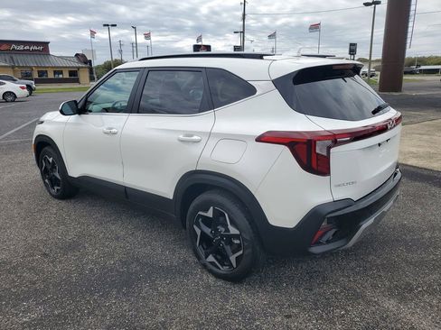 Used 2025 Kia Seltos EX w/ EX Sunroof Package image 3
