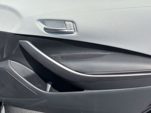 Certified 2024 Toyota Corolla SE FWD image 33