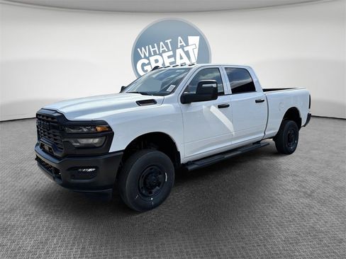 Used 2025 RAM 2500 Tradesman image 28