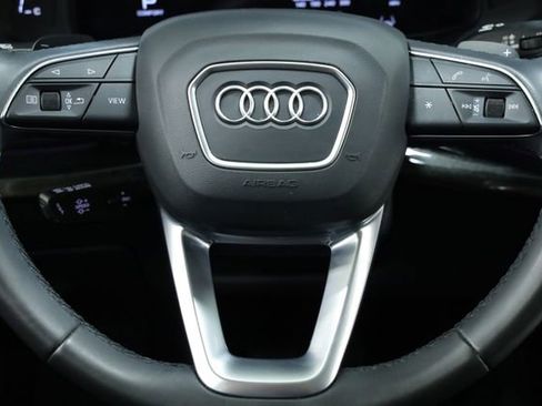 Used 2023 Audi Q7 3.0T Prestige AWD/4WD image 12