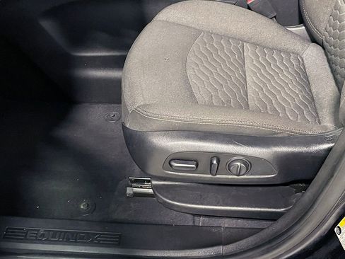 Used 2020 Chevrolet Equinox LT AWD/4WD image 22