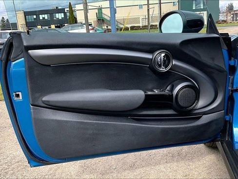 Used 2023 MINI Cooper S w/ Signature Upholstery Package image 23