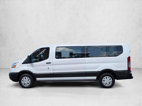 Used 2019 Ford Transit 350 XLT image 8