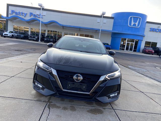 Used 2020 Nissan Sentra SR w/ Premium Package FWD image 3
