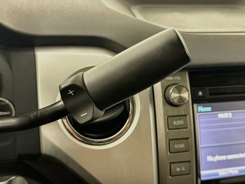Used 2016 Toyota Tundra SR5 AWD/4WD image 17