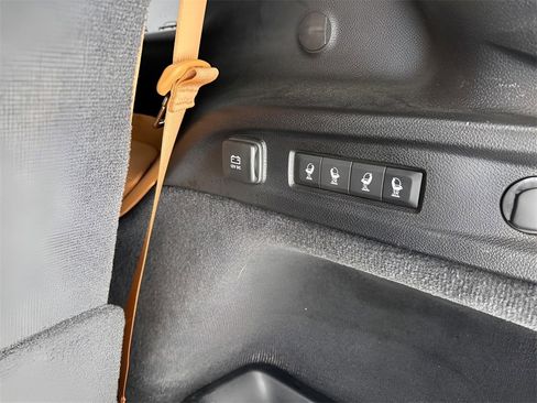 Used 2022 Jeep Grand Cherokee L Summit w/ Advanced Protech Group IV image 19