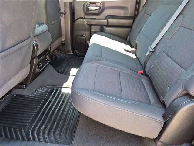 Used 2022 Chevrolet Silverado 1500 Custom Trail Boss w/ LPO, Dark Essentials Package AWD/4WD image 17