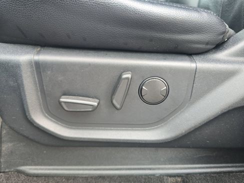 Used 2020 Ford Expedition Max XLT w/ Equipment Group 202A image 17