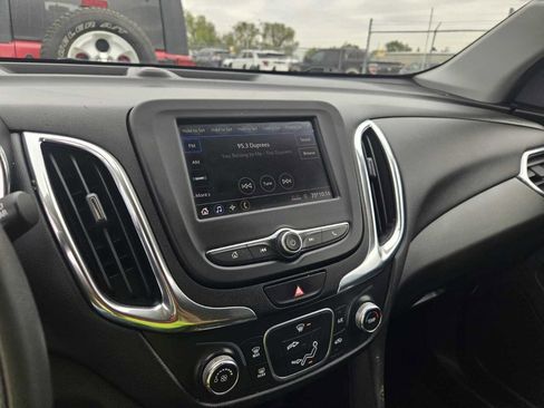 Used 2020 Chevrolet Equinox LT AWD/4WD image 10