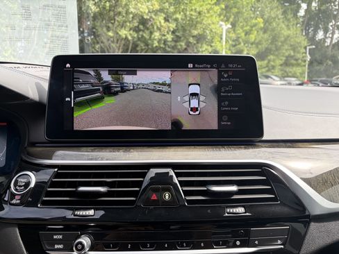Used 2021 BMW M550i xDrive AWD/4WD image 11