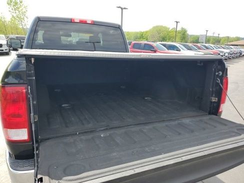 Used 2017 RAM 2500 Tradesman w/ Chrome Appearance Group AWD/4WD image 10