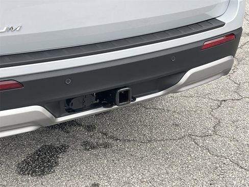 New 2026 Ford Explorer Platinum image 29