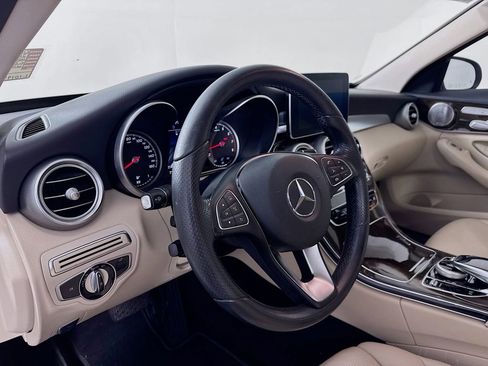 Used 2016 Mercedes-Benz C 300 Sedan image 9