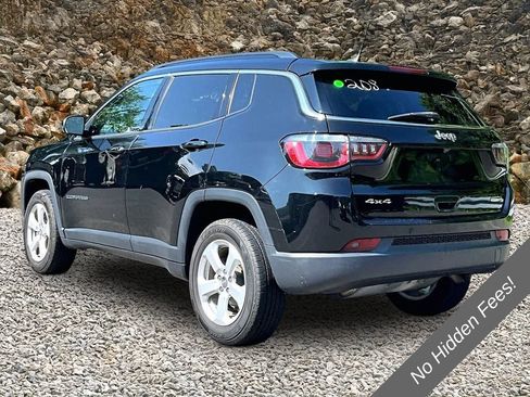 Used 2019 Jeep Compass Latitude w/ Popular Equipment Group AWD/4WD image 10