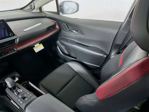 New 2026 Toyota Prius Plug-In Hybrid image 24