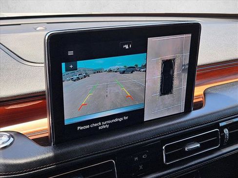 Used 2020 Lincoln Aviator Reserve w/ Equipment Group 202A AWD/4WD image 13