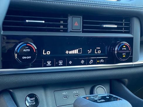 New 2026 Nissan Rogue SV image 27