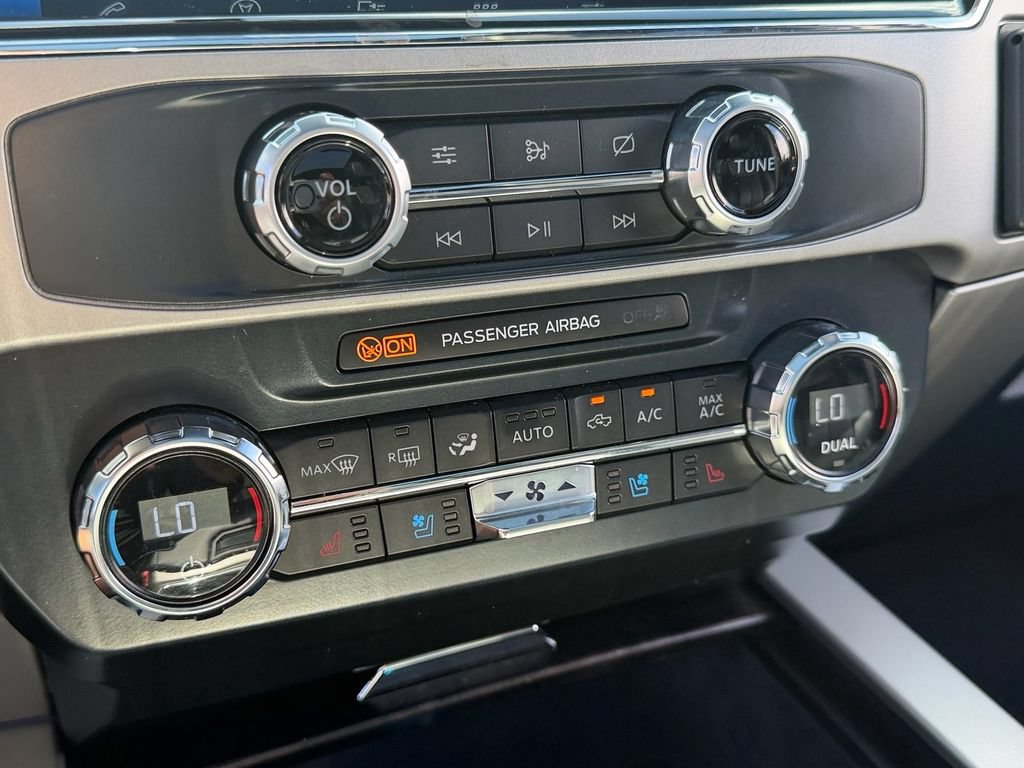 Used 2022 Ford F250 Lariat AWD/4WD image 25