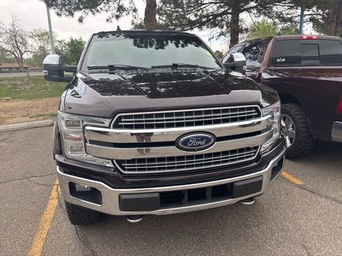 Used 2018 Ford F150 Lariat w/ Equipment Group 502A Luxury AWD/4WD image 4