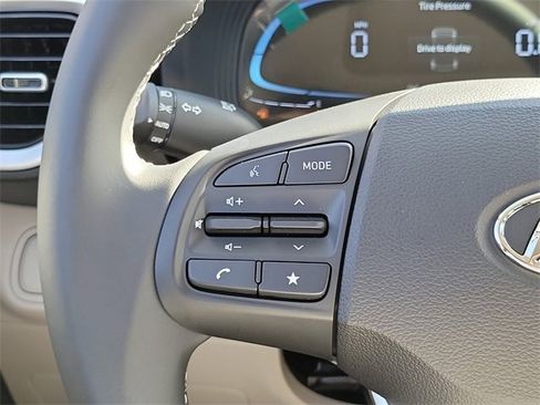 New 2026 Hyundai Venue SEL image 5