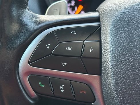 Used 2020 Jeep Grand Cherokee Limited X image 25