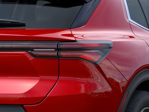 New 2026 Chevrolet Equinox EV LT FWD image 35