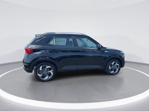New 2026 Hyundai Venue SEL FWD image 8