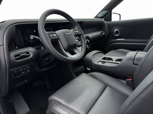 New 2026 Hyundai Palisade Calligraphy FWD image 14