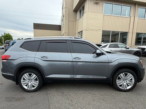Used 2019 Volkswagen Atlas SEL AWD/4WD image 2